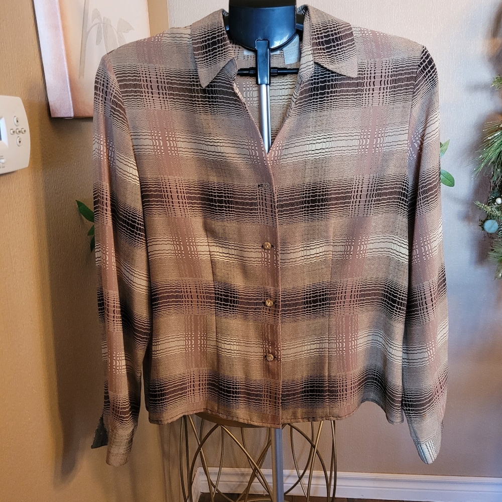 Plaid Button-Up Women's Blouse